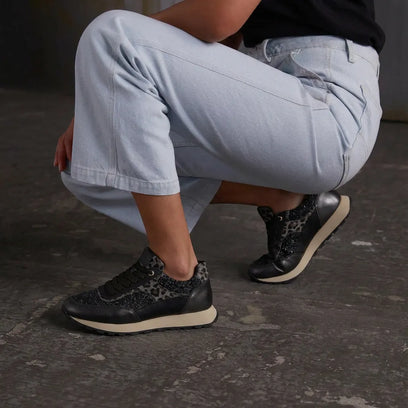 Novi Damen Sneaker Black