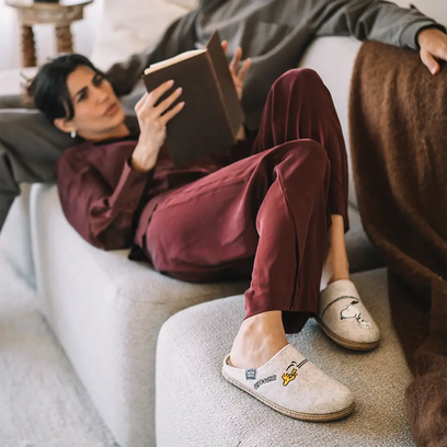 Snoopy Damen Filz-Hausschuhe Cru