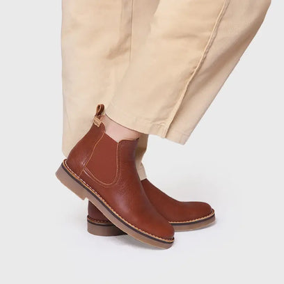 Isa-PO Damen Leder Chelsea Boots Camel