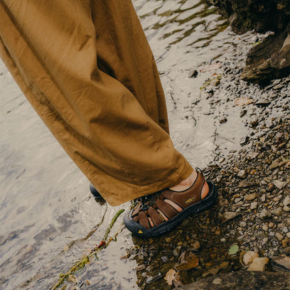 Newport Herren Leder-Wandersandalen Bison