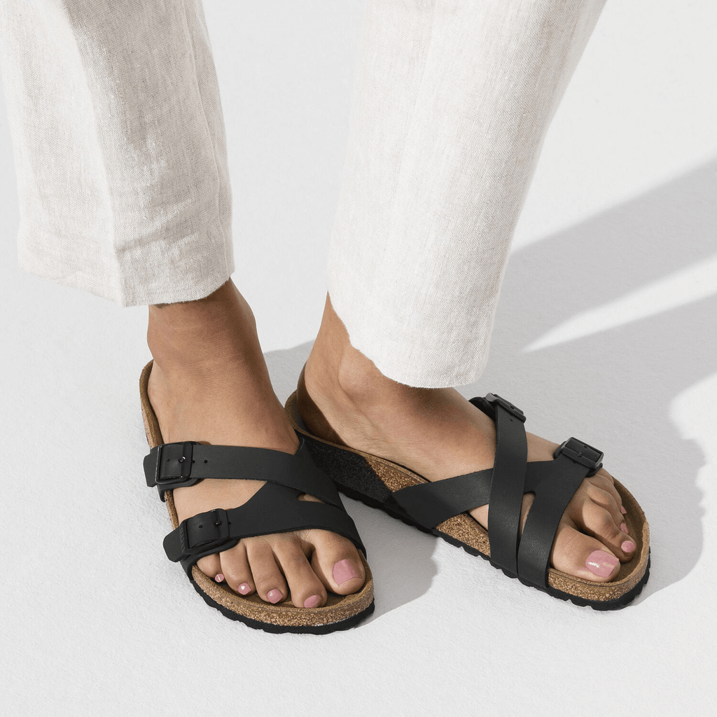 Yao Damen Pantoletten Black Narrow-fit