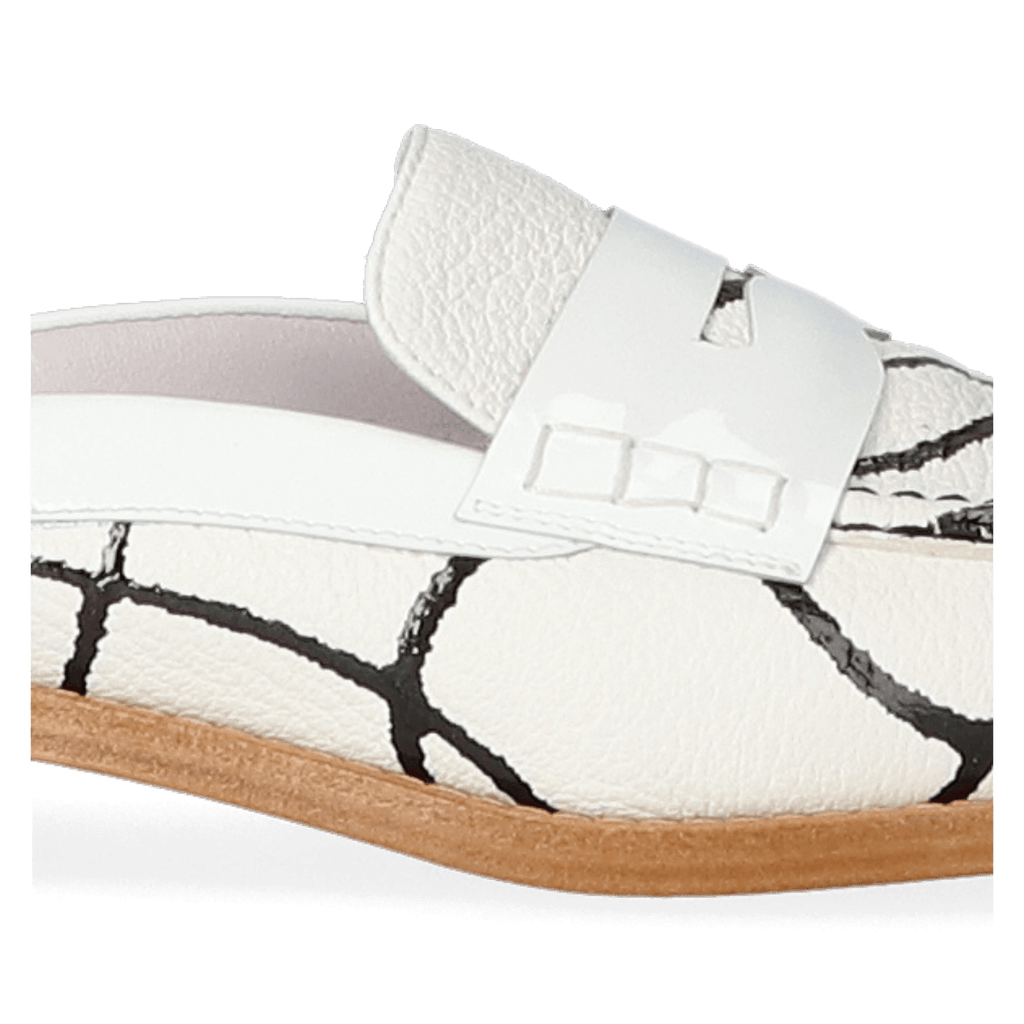 Damen Loafer 12207 Aria Spring White/Black